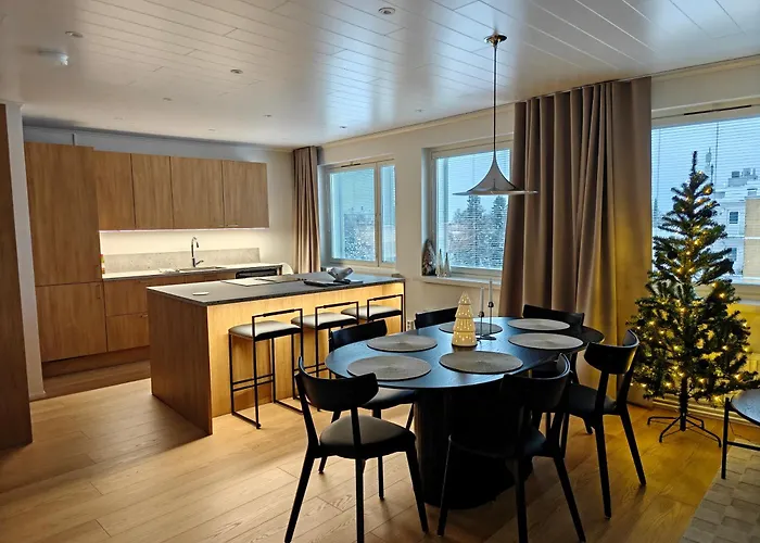 Penthouse Apartment *